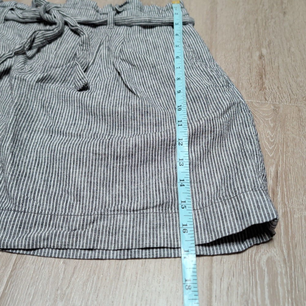 LOFT Grey White Pinstripe Paperbag Waist Mini Skirt with Tie Belt Womens Size 10 - Picture 6 of 6